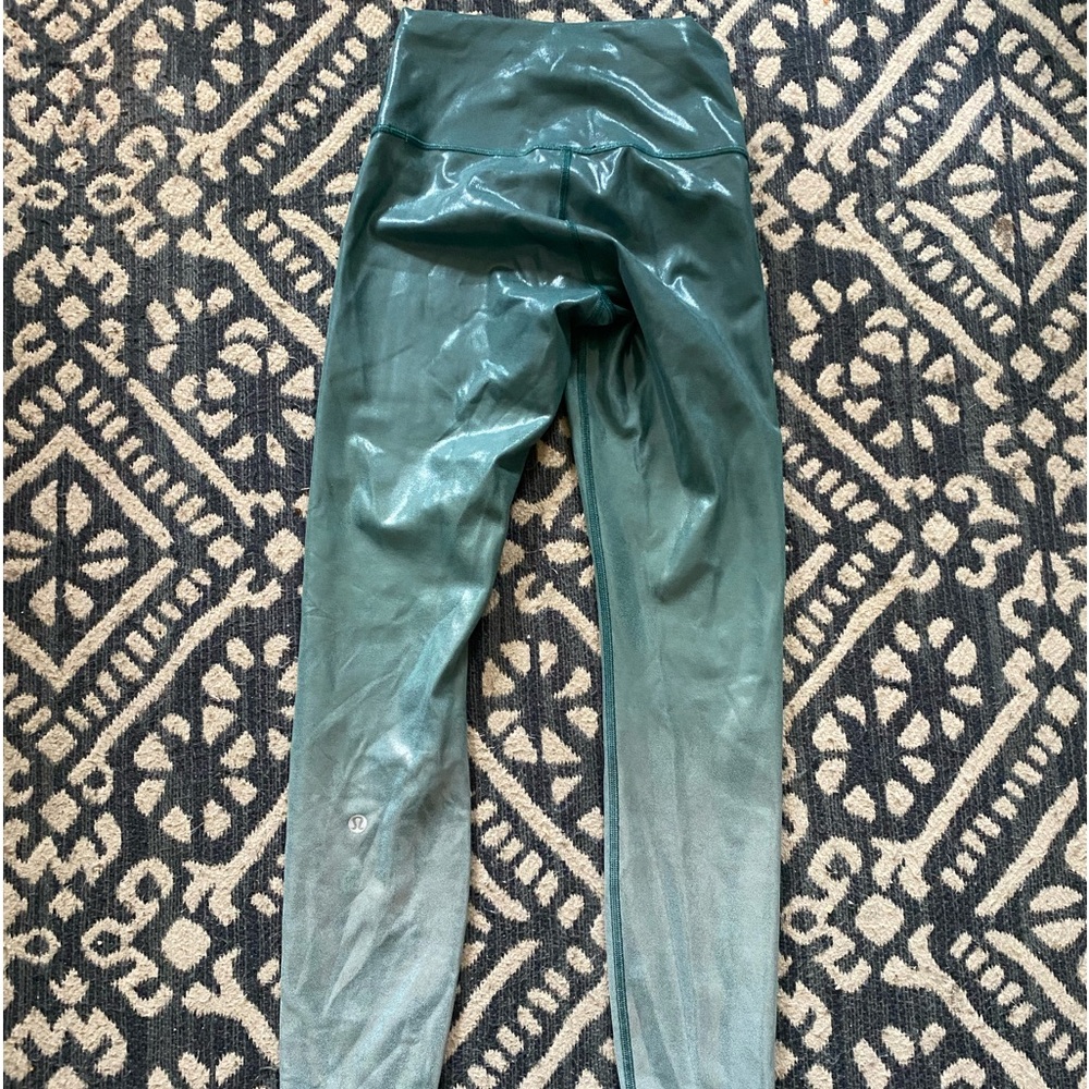 Lululemon size 4 leggings shimmery